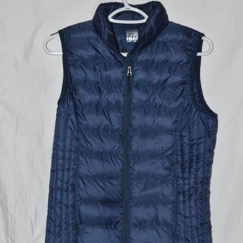 32 Degree Heat navy puffer vest